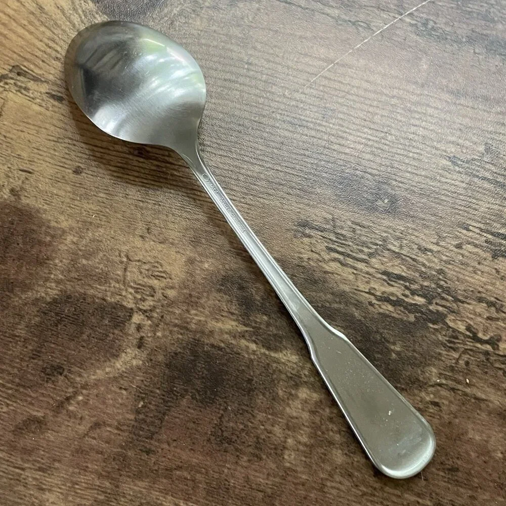 6 Oneida Deluxe Stainless Steel Independence Place Oval Soup Spoon 6 3/4